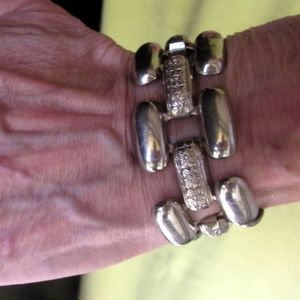 Rhinestone small sized bracelet & large sized ring